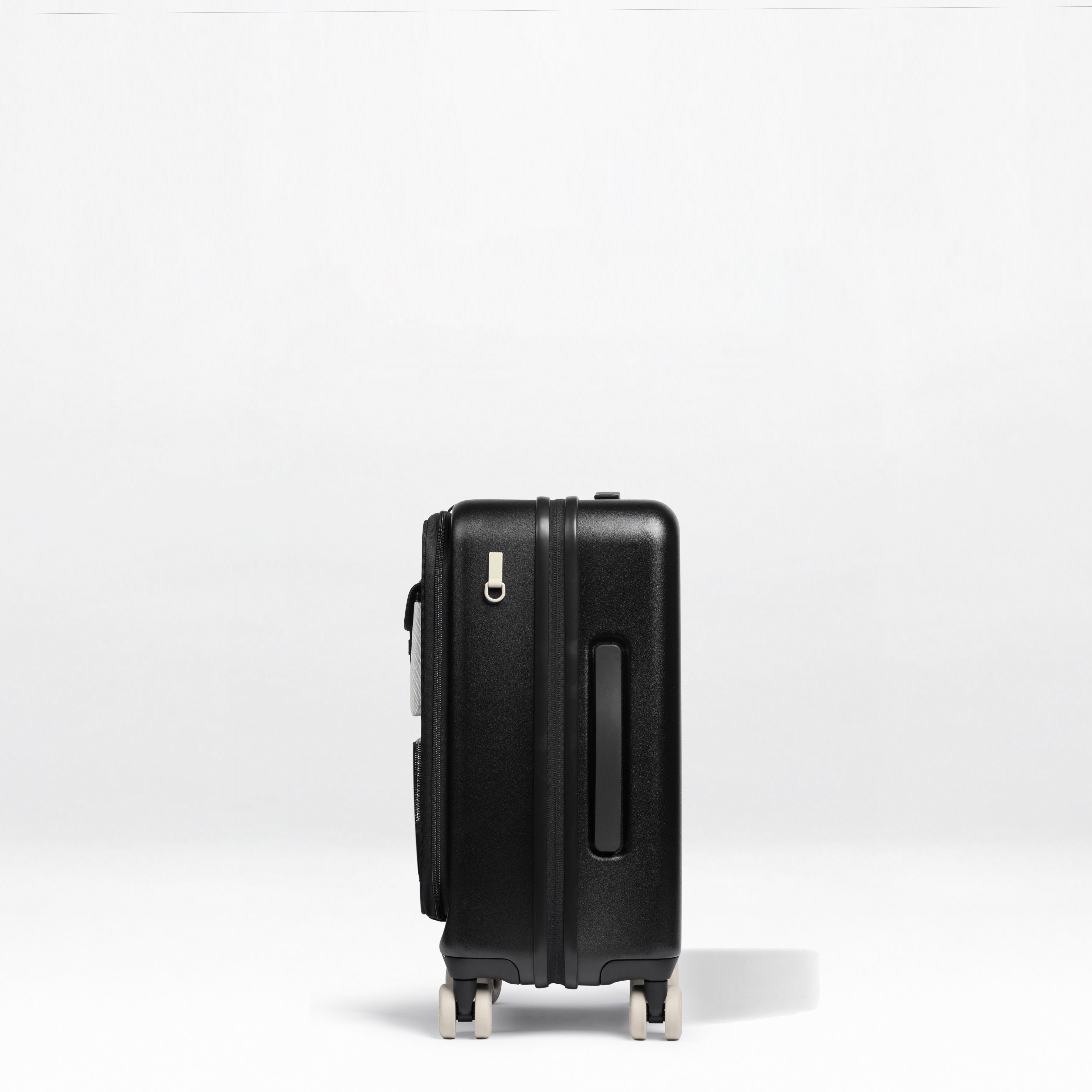 Cargo 20" Carry-On Luggage