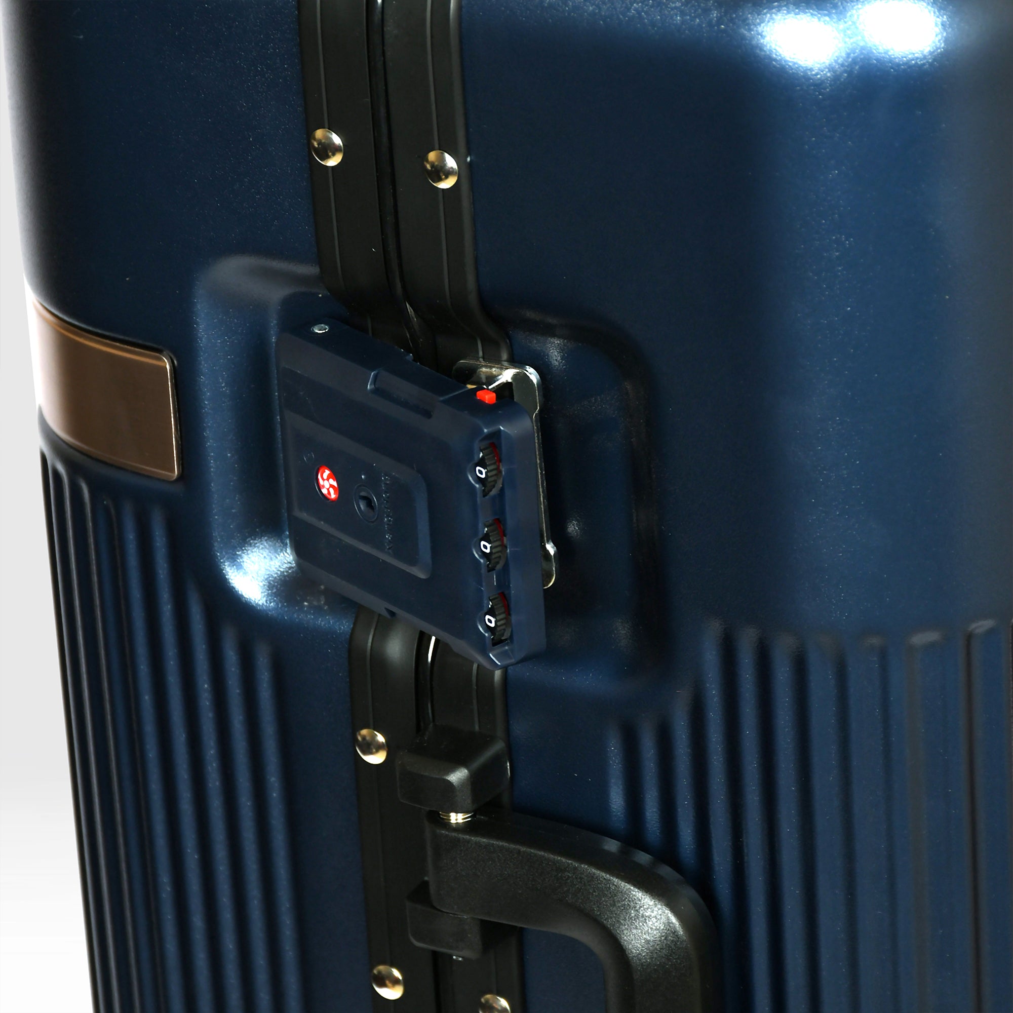 Smart 21" USB Cabin Luggage