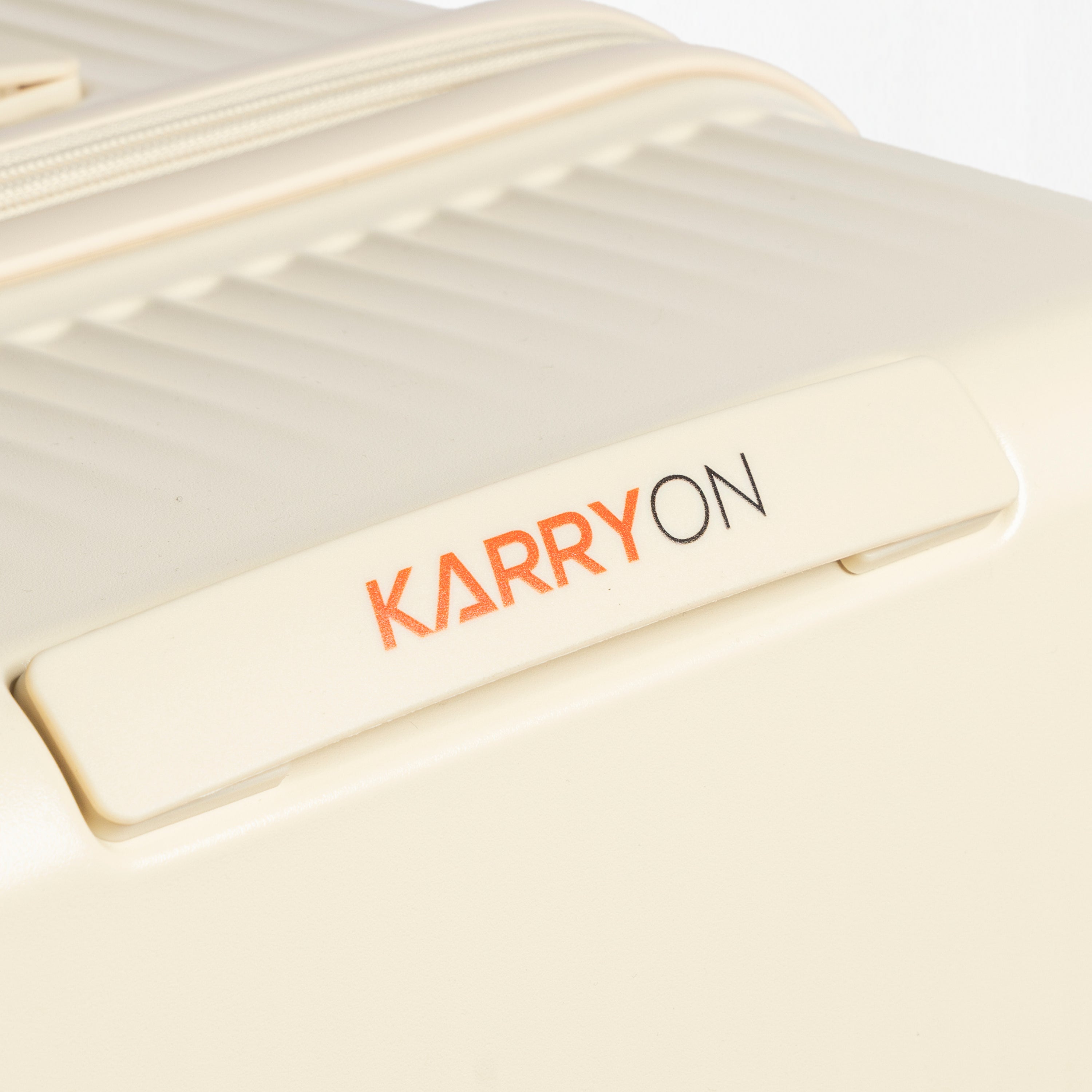 KarryOn TRUNK 360 Luggage (22"/30")