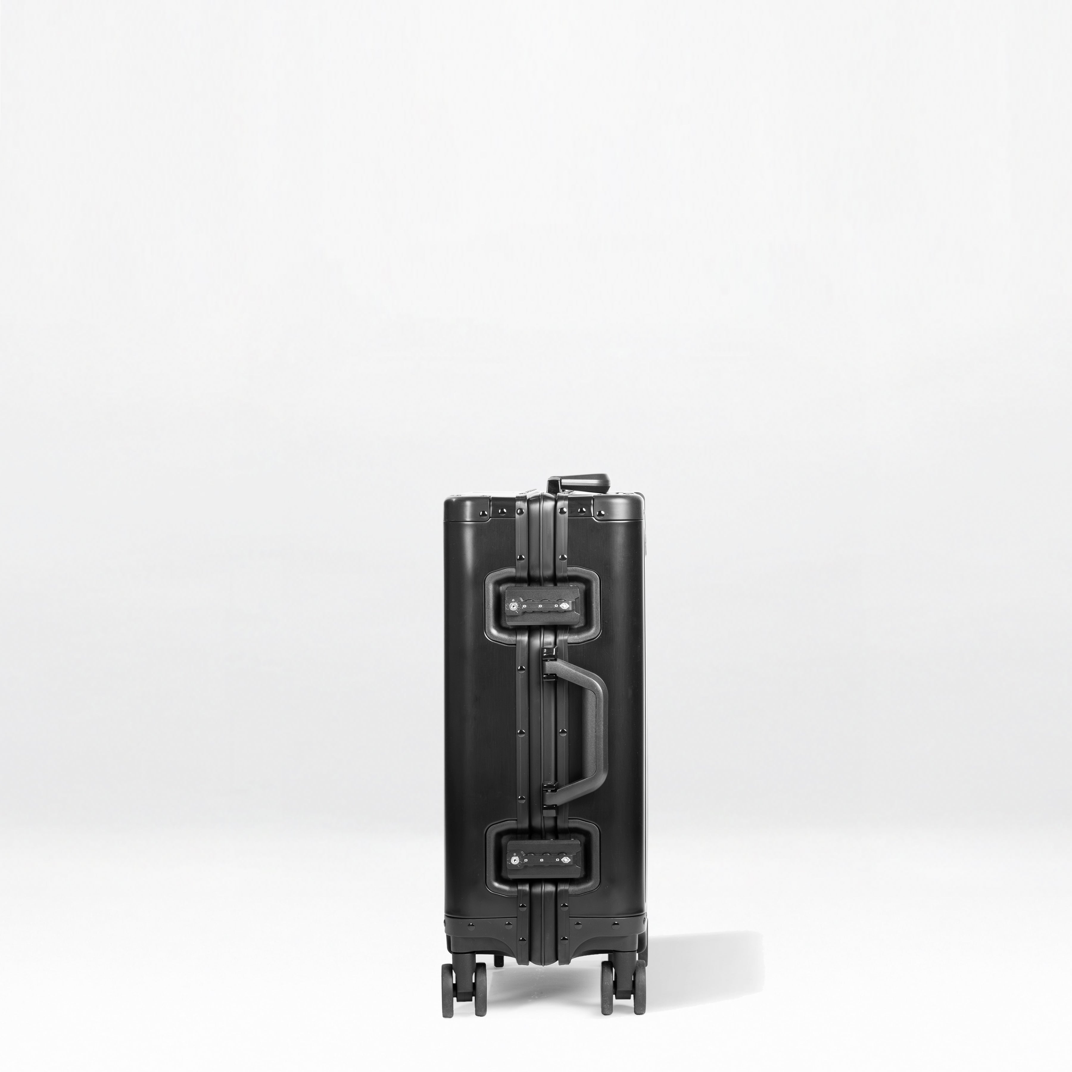 Element Aluminum 20" Luggage
