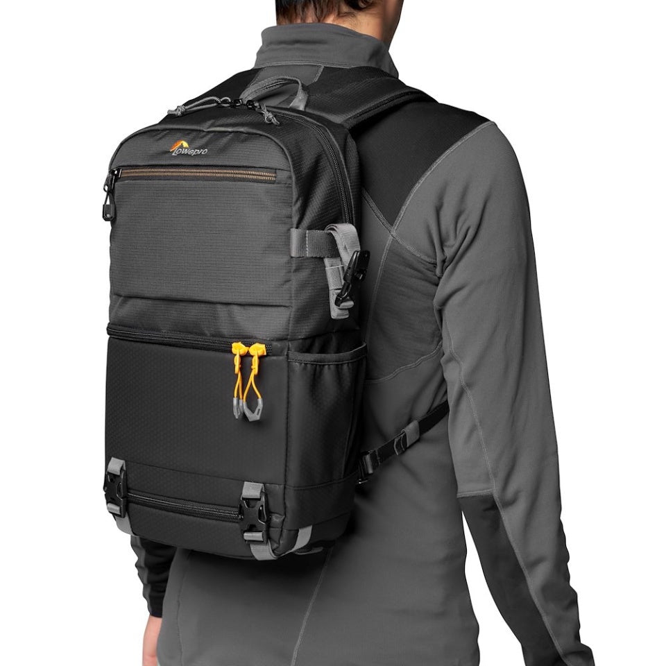 Lowepro LP37335 PWW Slingshot SL 250 AW III (Black)