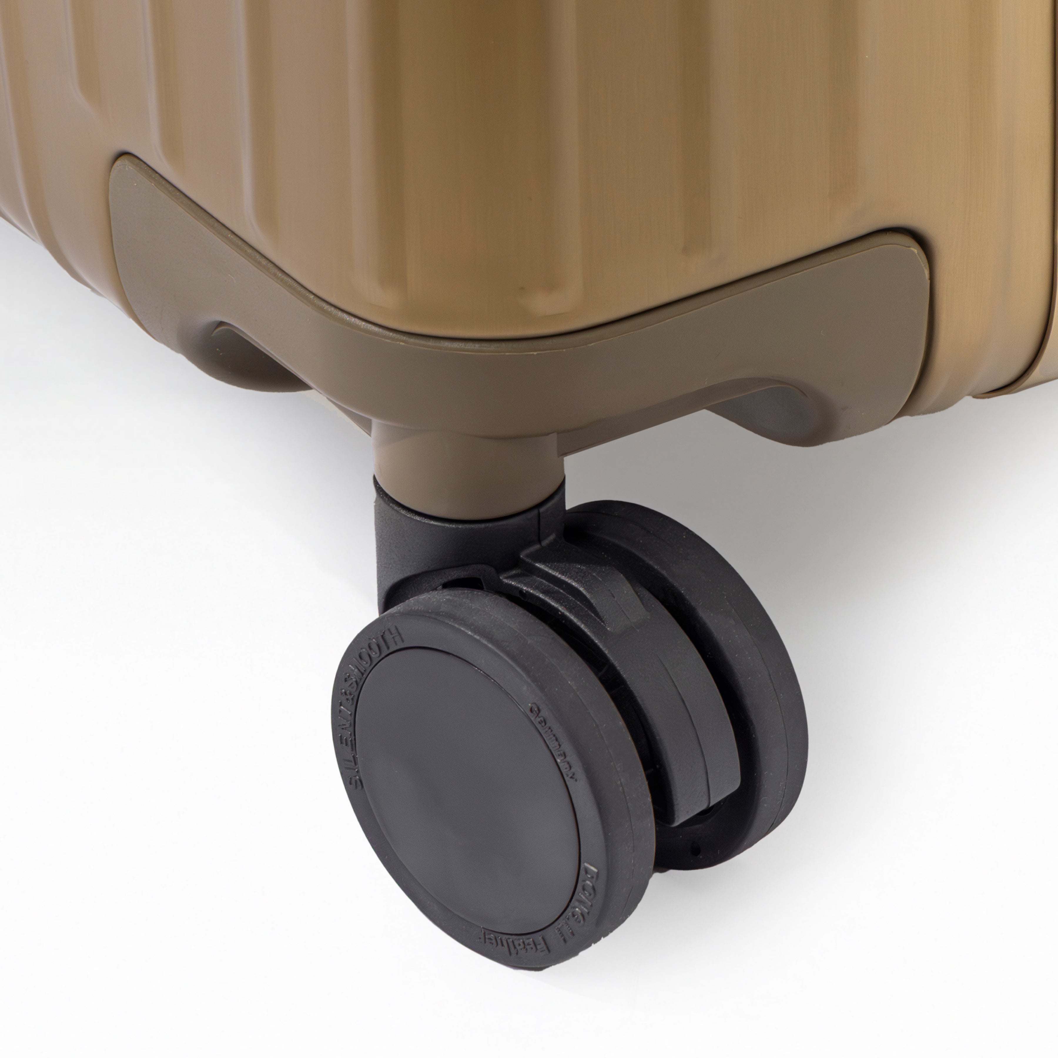 Titan Plus Aluminum Luggage - 29"