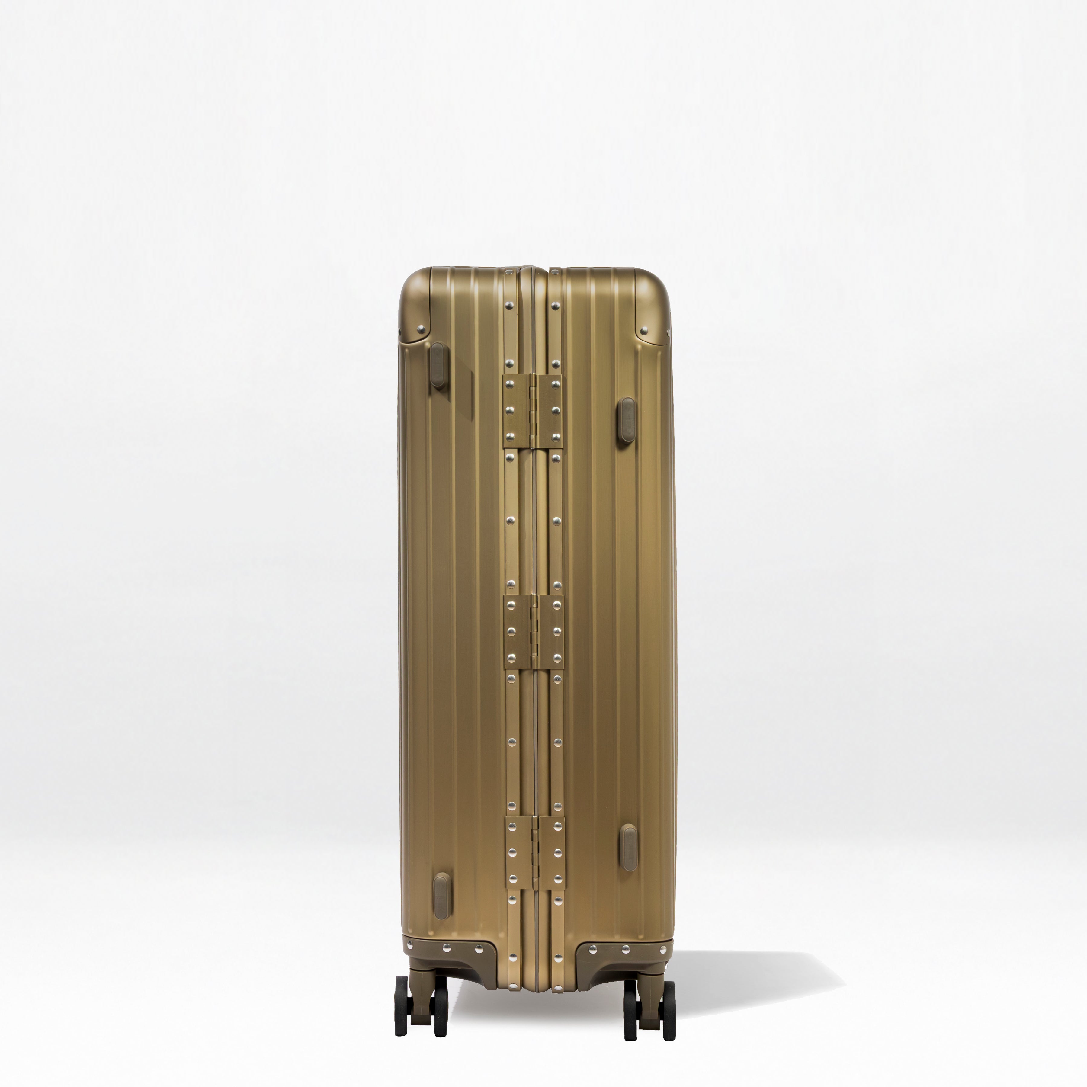 Titan Plus Aluminum Luggage - 29"