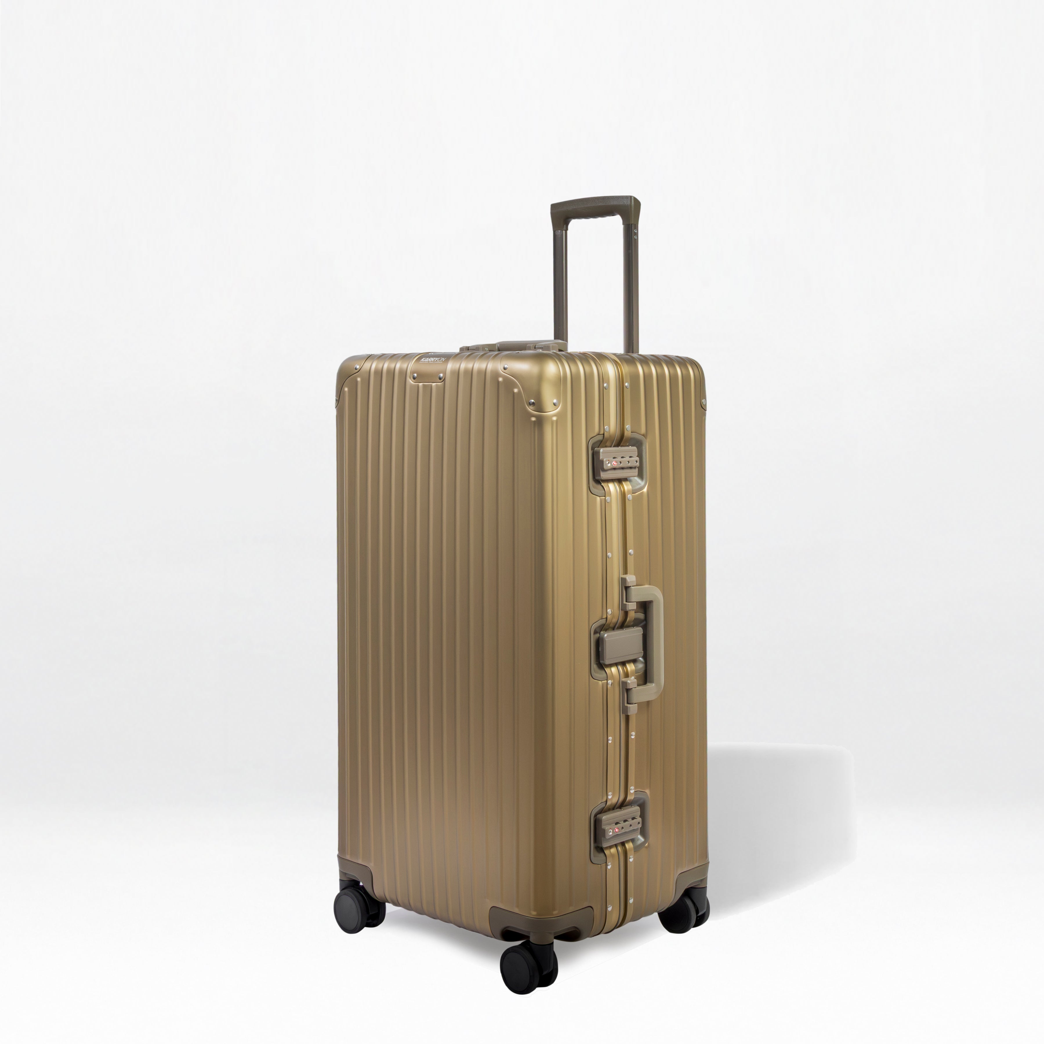 Titan Trunk Aluminum Luggage – 30"