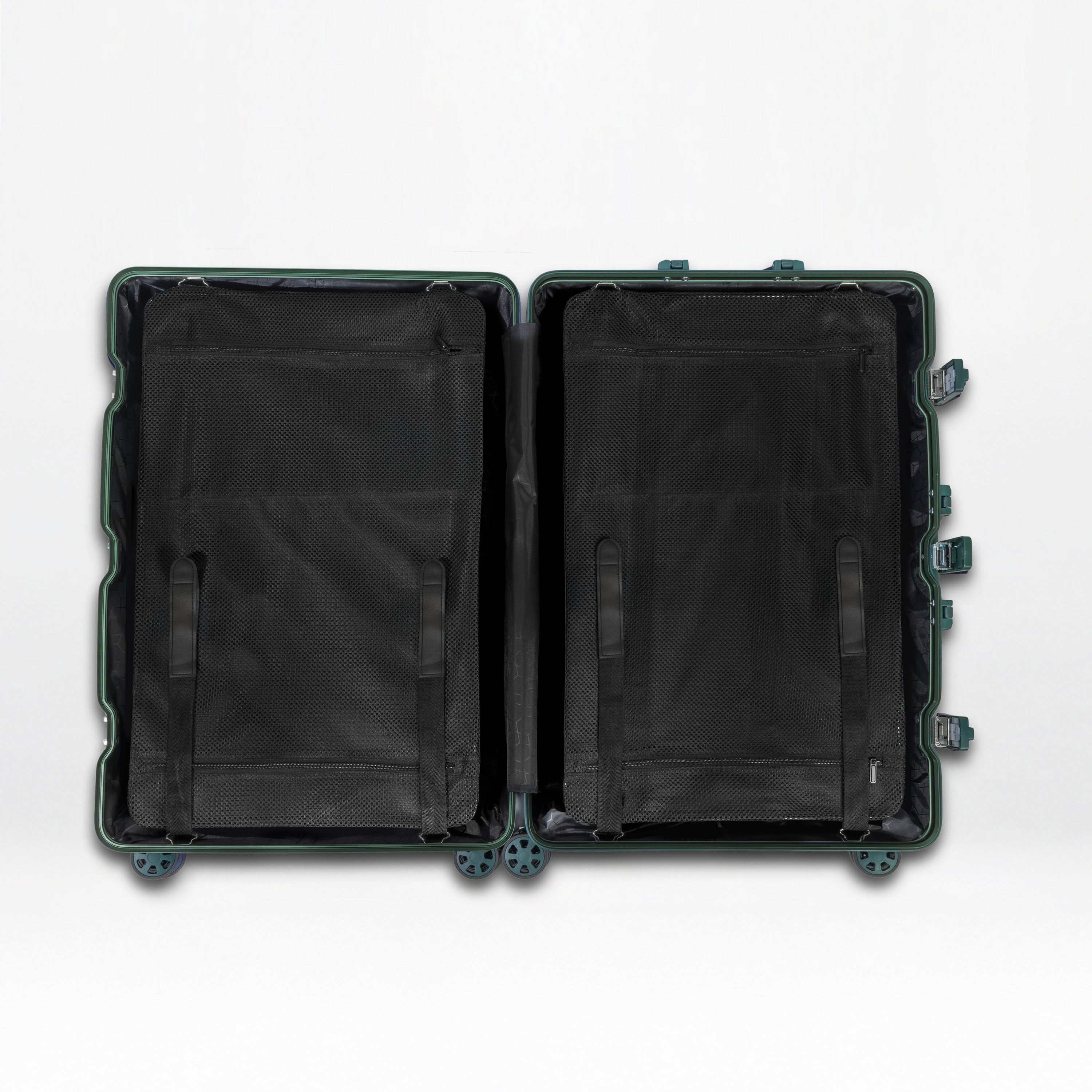 Titan Plus Aluminum Luggage - 29"