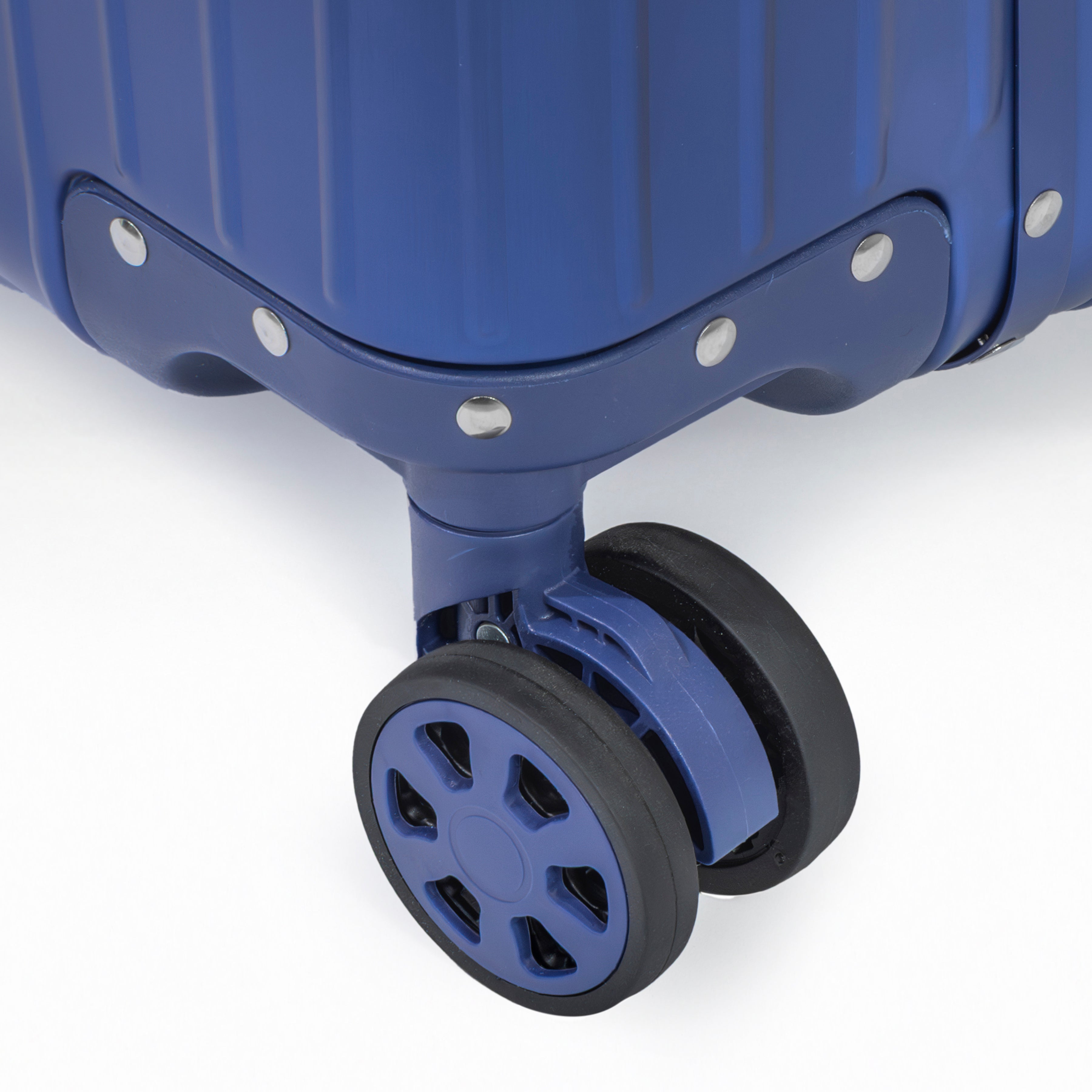 Titan Plus Aluminum Luggage - 20"