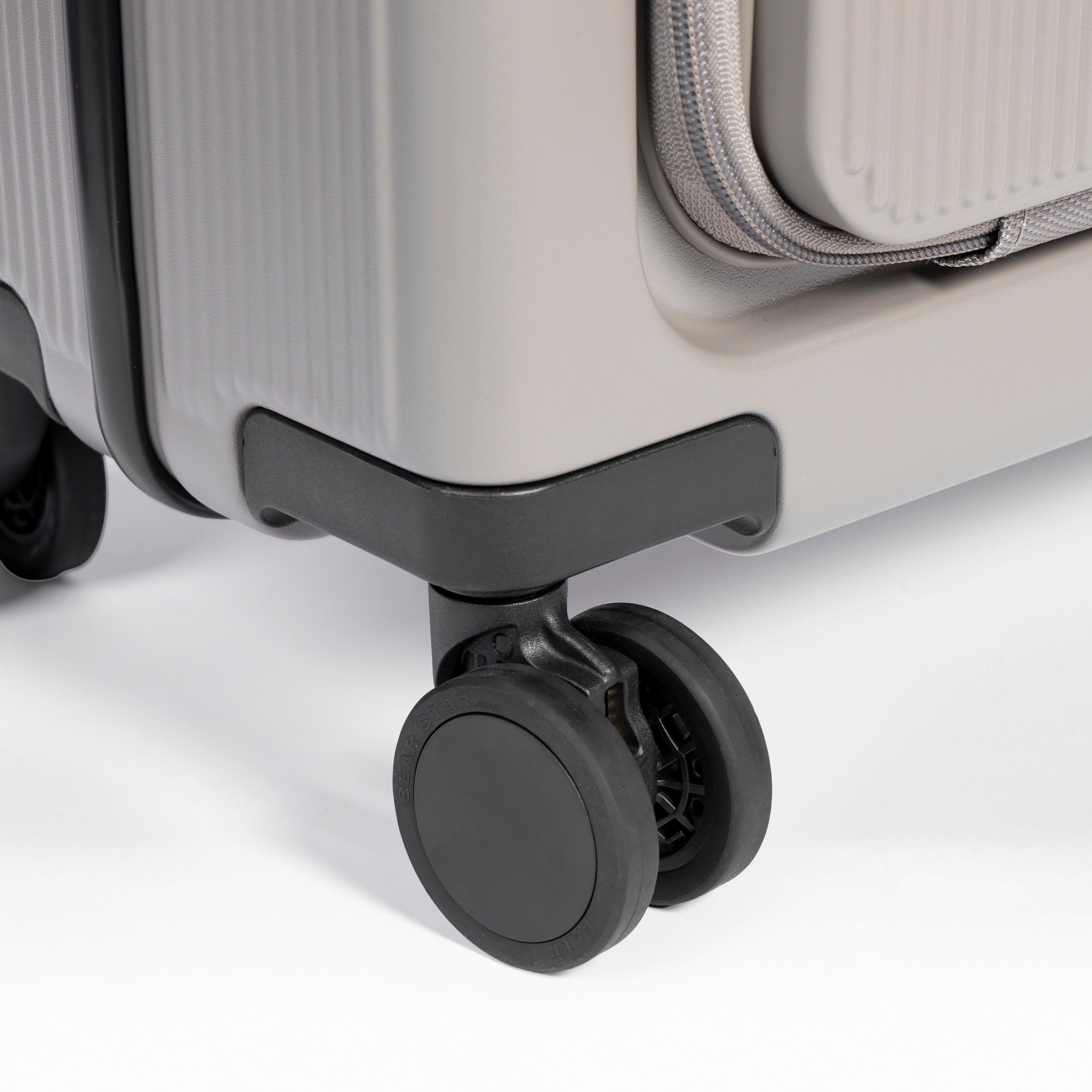 Front-Open 21" Cabin Luggage with detachable bag