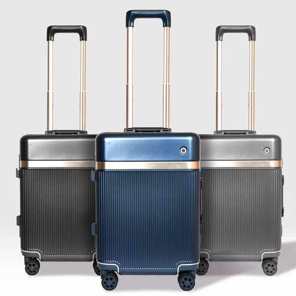 KarryOn Smart 21" USB Cabin Luggage