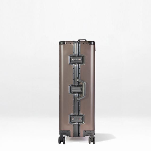 Element Aluminum 28" Luggage