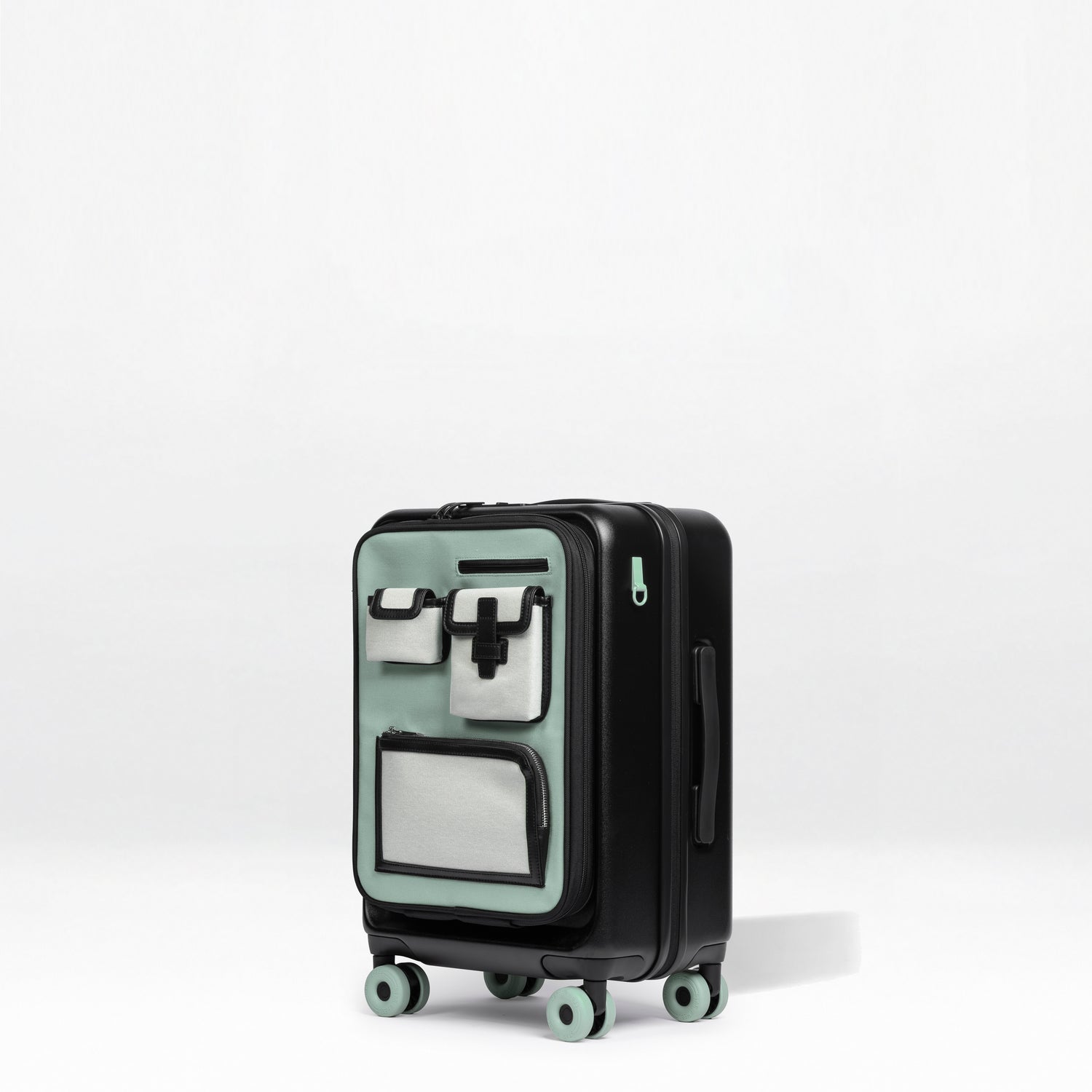 Cargo 20" Carry-On Luggage