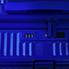 ArmorLITE SecureLock 20"Laptop Compartment with USB Port Luggage