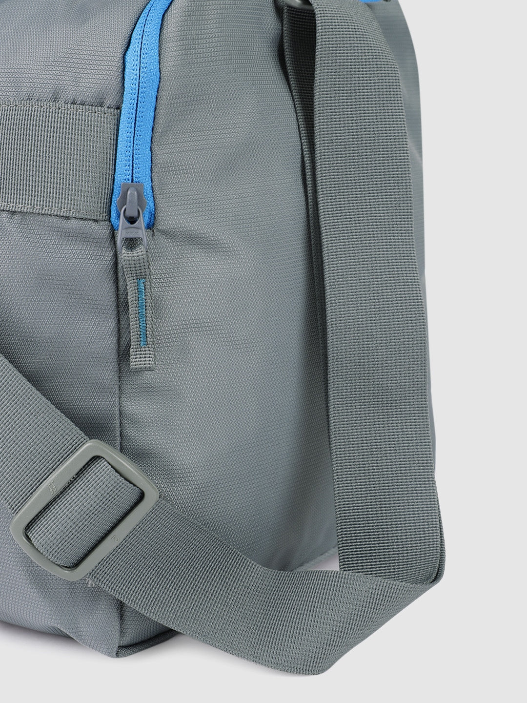 حقيبة دافل Wildcraft Flip Duf 1