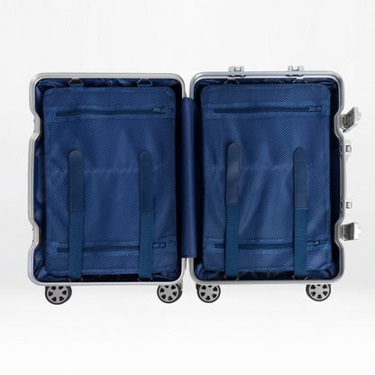 حقيبة سفر ألومنيوم KarryOn Titan Plus بحجم 20"
