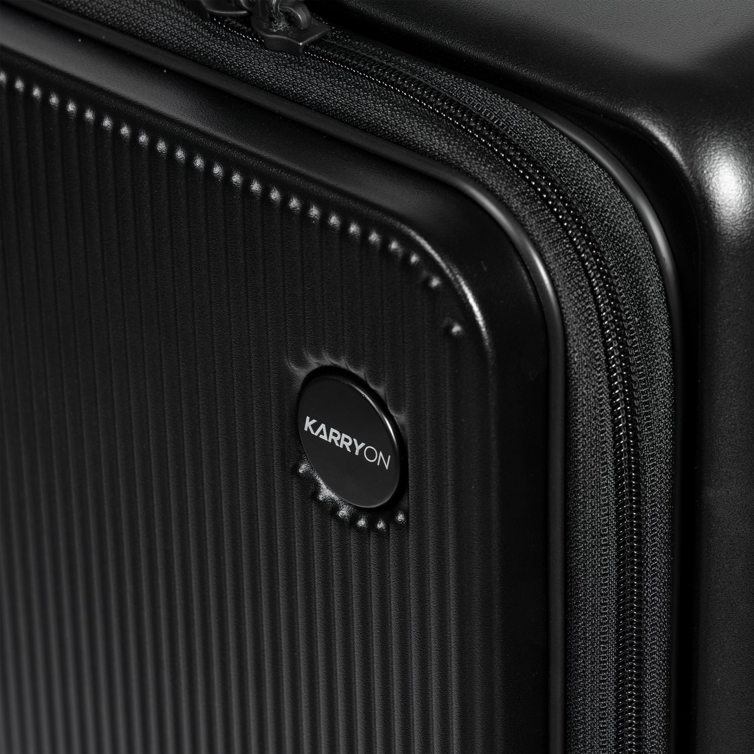 Front-Open 21" Cabin Luggage with detachable bag