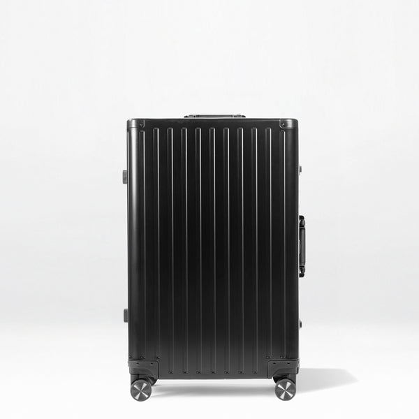 حقيبة سفر كاري أون إليمنت ألمنيوم مقاس 28"