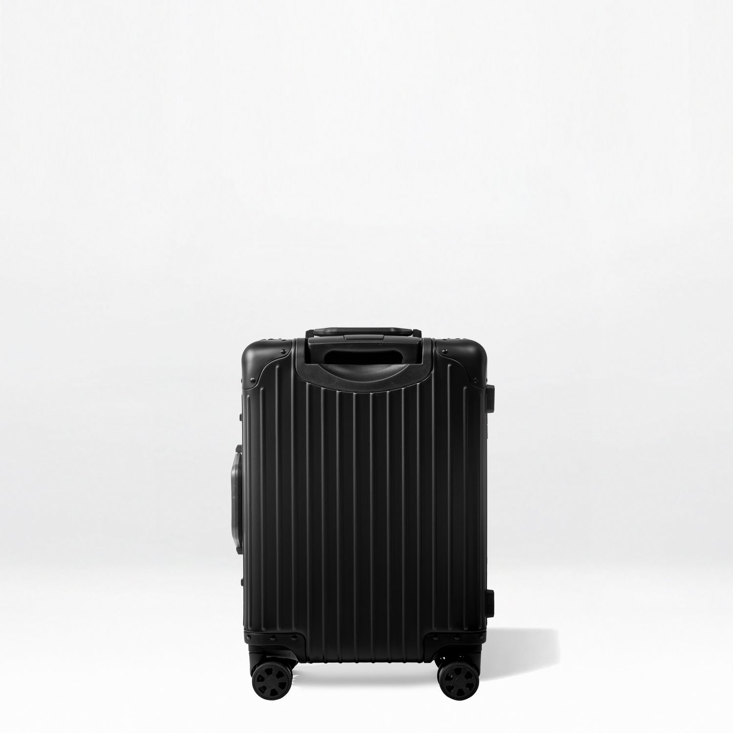 Titan Plus Aluminum Luggage - 20"