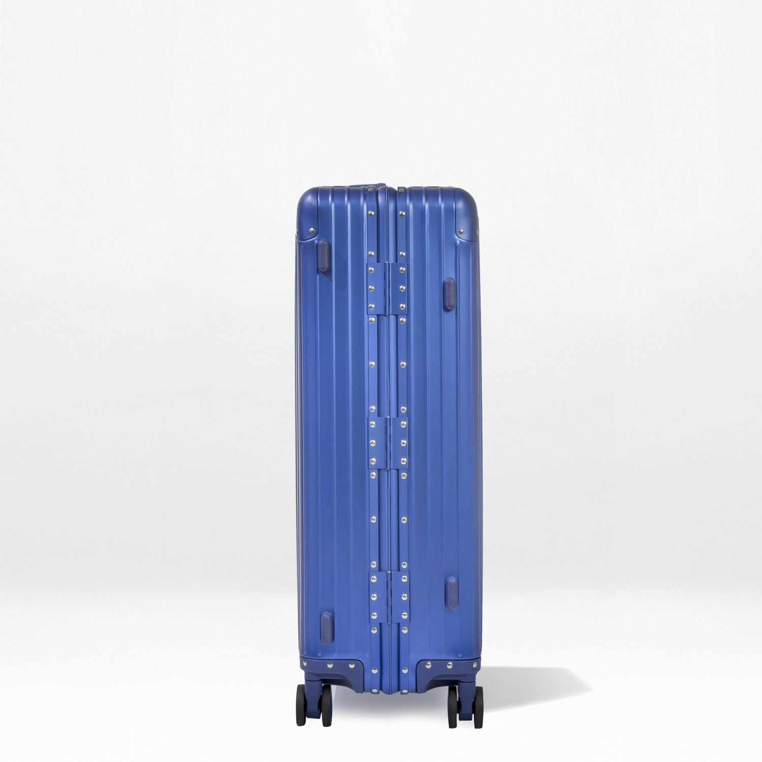 Titan Plus Aluminum Luggage - 29"