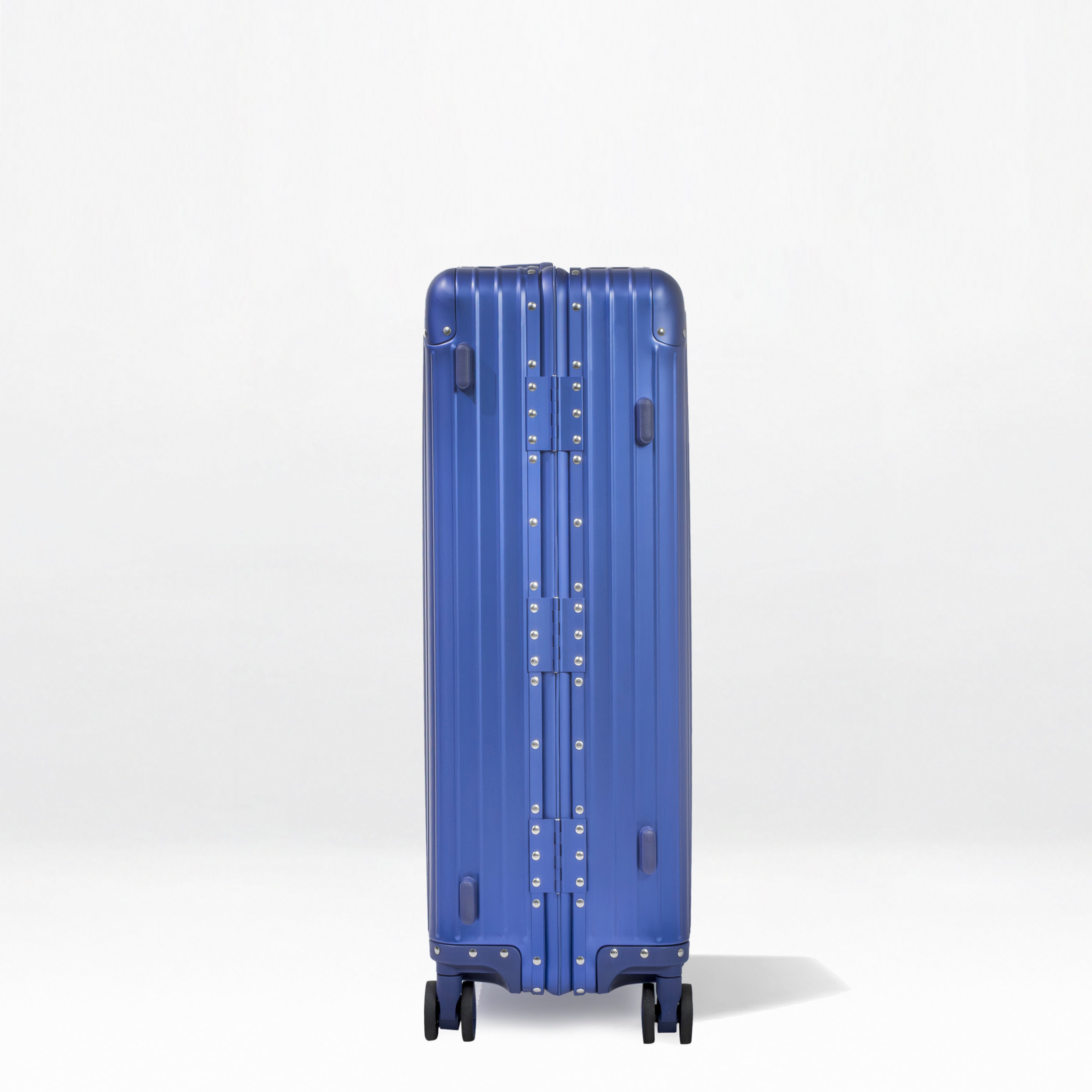Titan Plus Aluminum Luggage - 29"