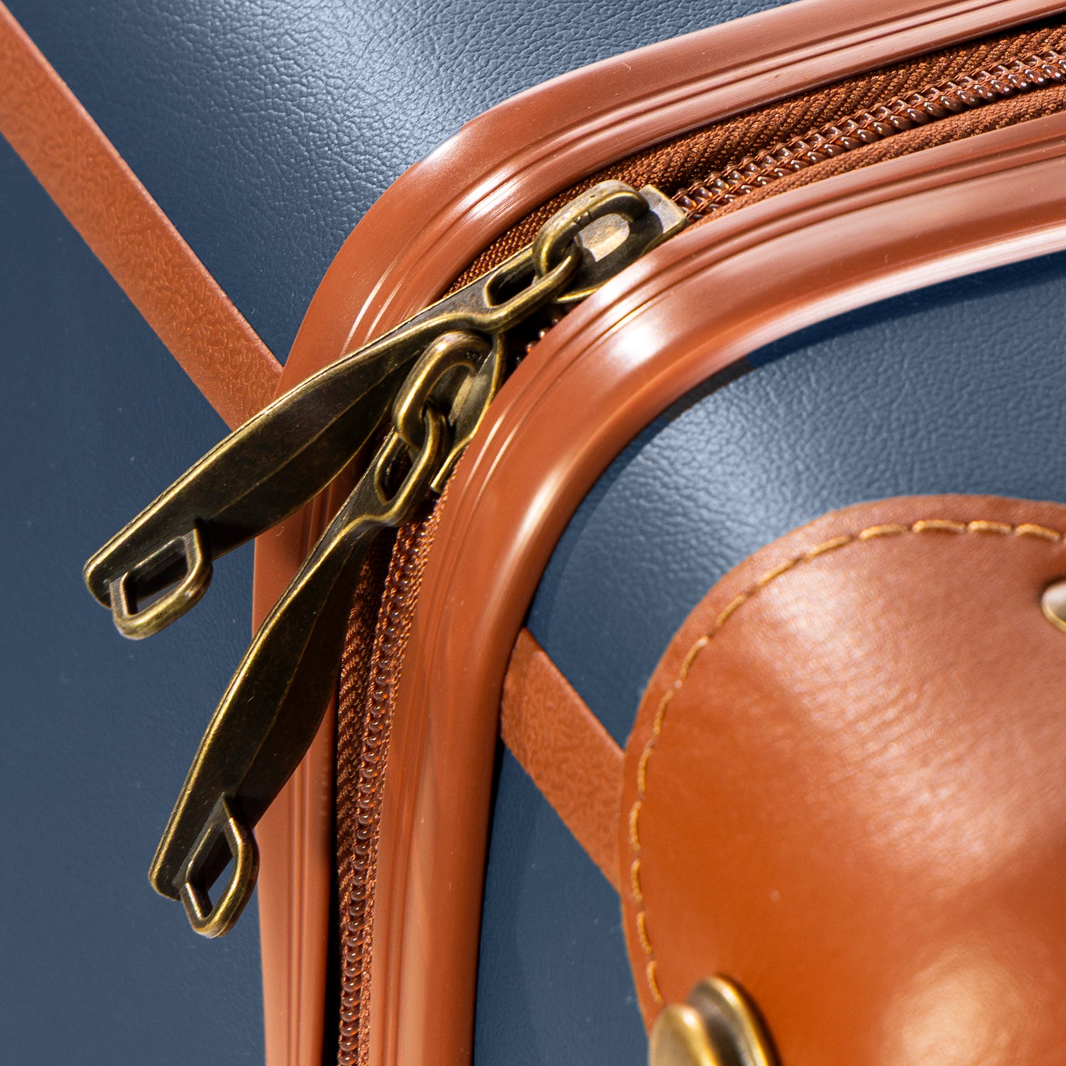 Heritage PU Leather Set (28/24/20")