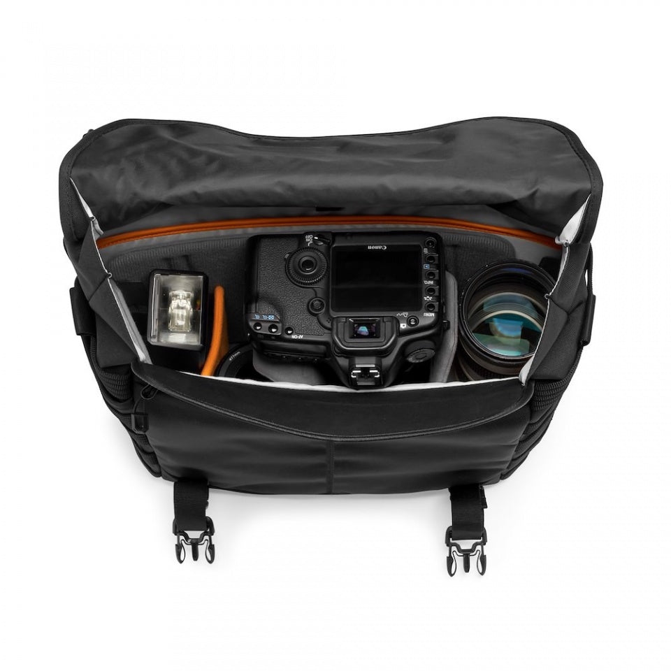 Lowepro LP37266-PWW ProTactic MG 160AW II Messenger (Black)
