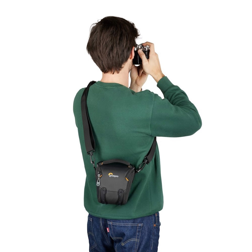 Lowepro LP37453 PWW Adventura TLZ 20 III (Black)