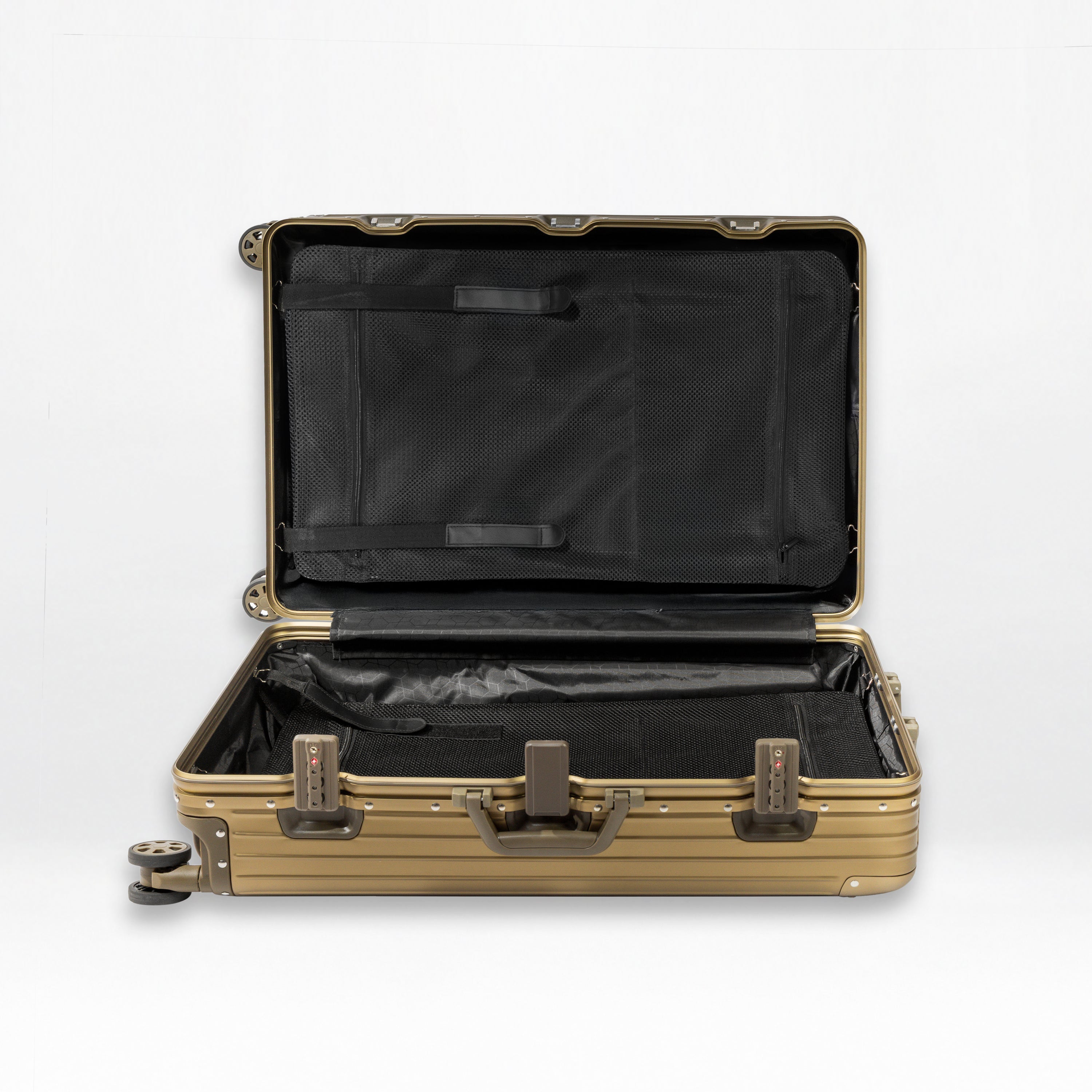 Titan Plus Aluminum Luggage - 29"