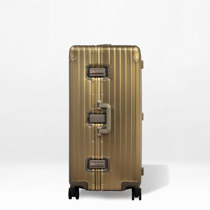 Titan Trunk Aluminum Luggage – 30"