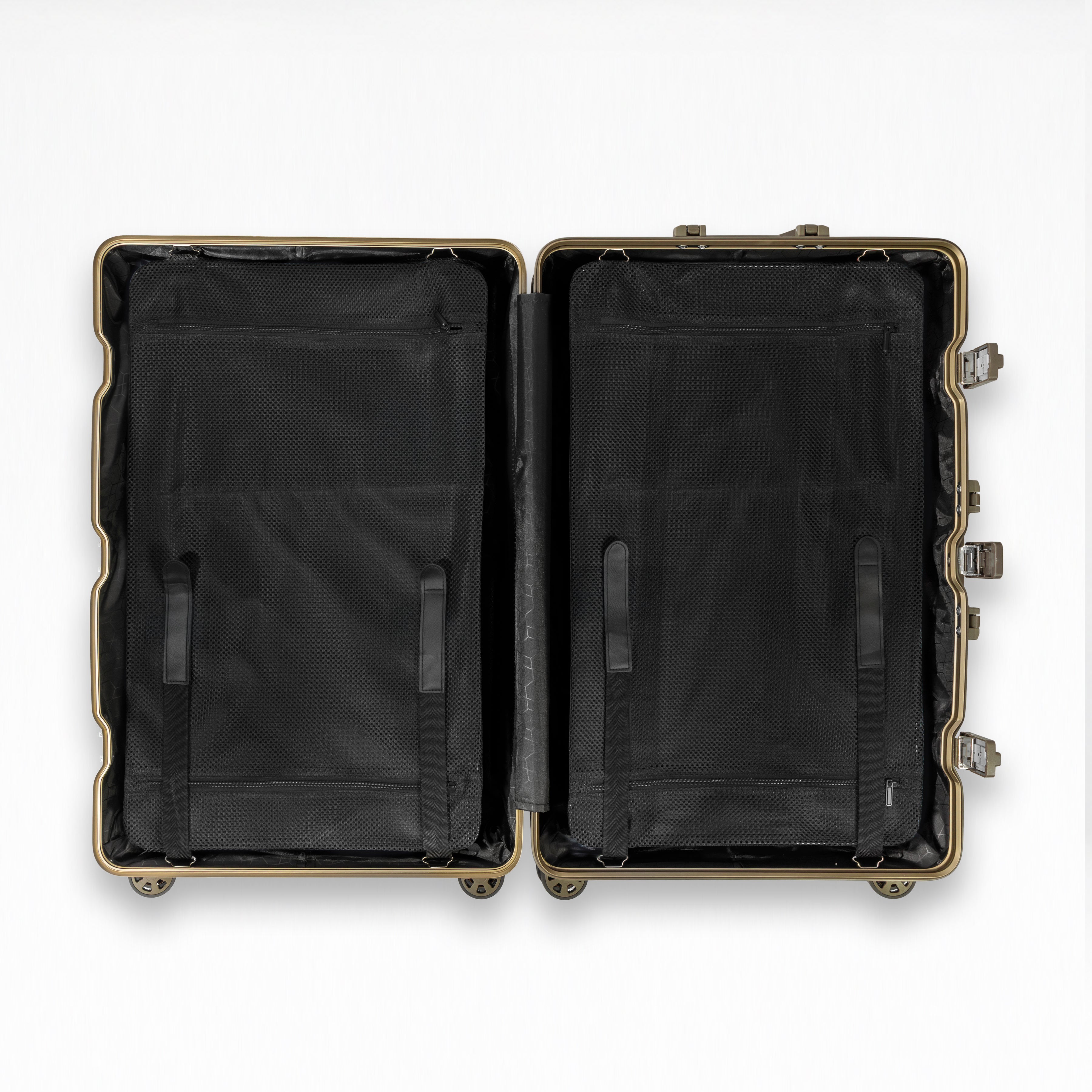 Titan Plus Aluminum Luggage - 29"