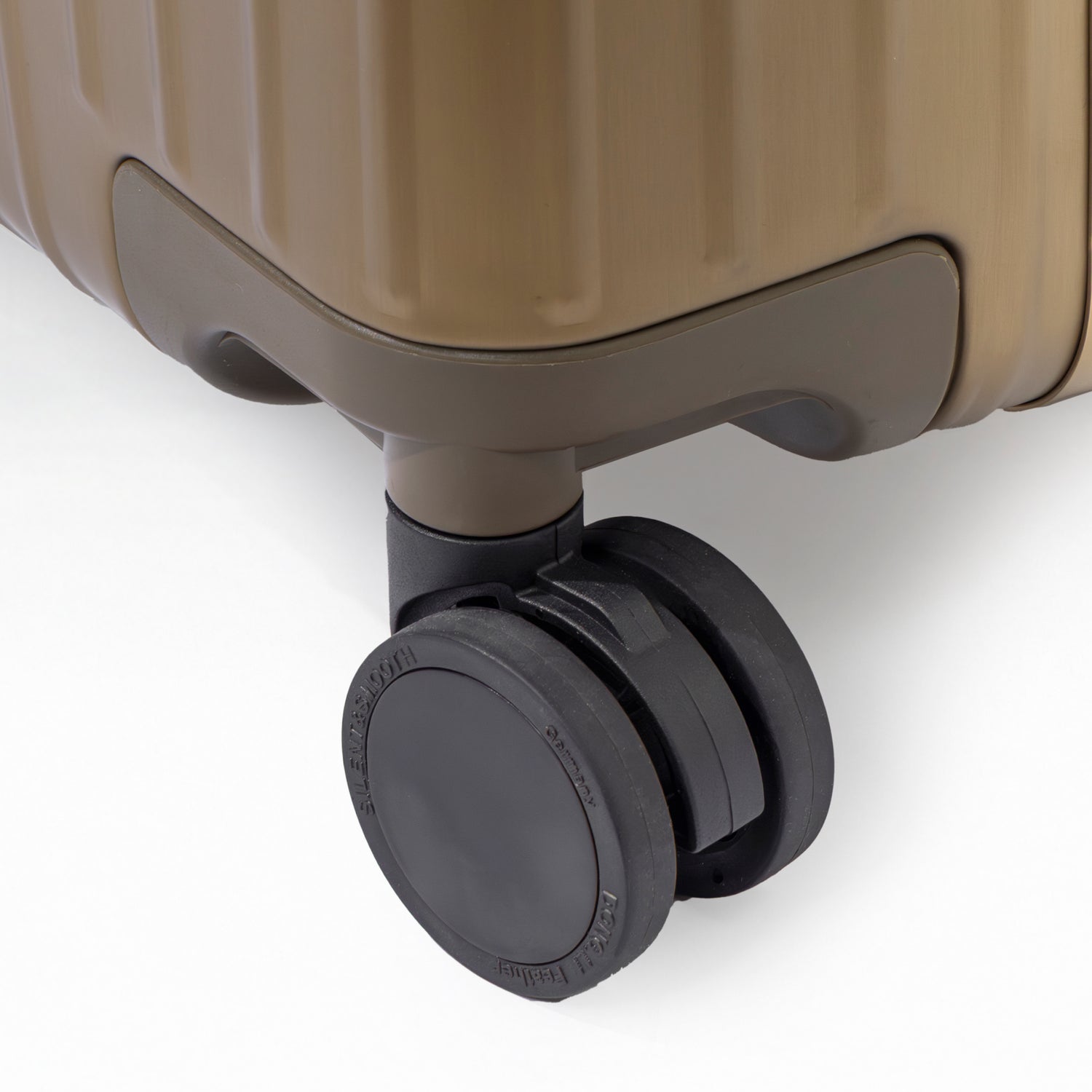 Titan Trunk Aluminum Luggage – 30"