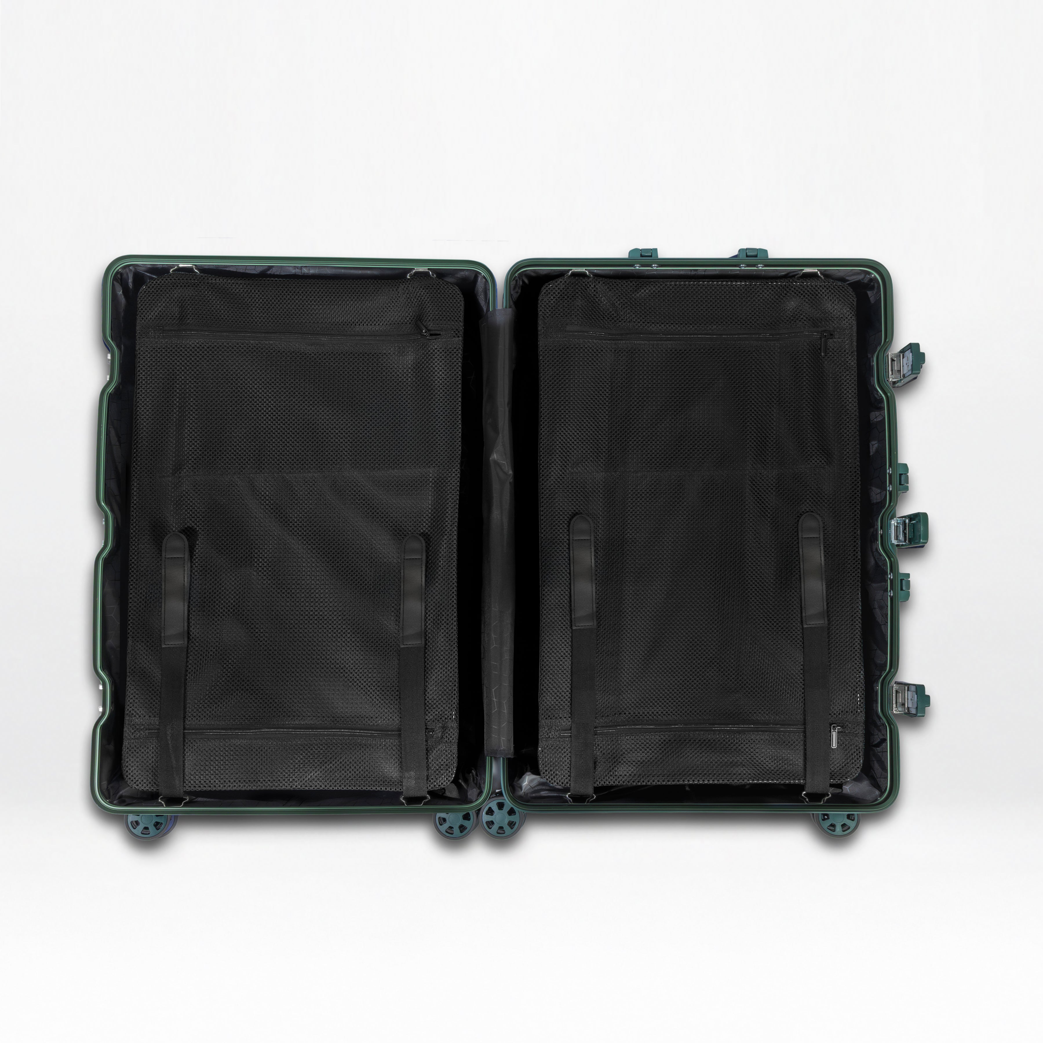 Titan Plus Aluminum Luggage - 29"
