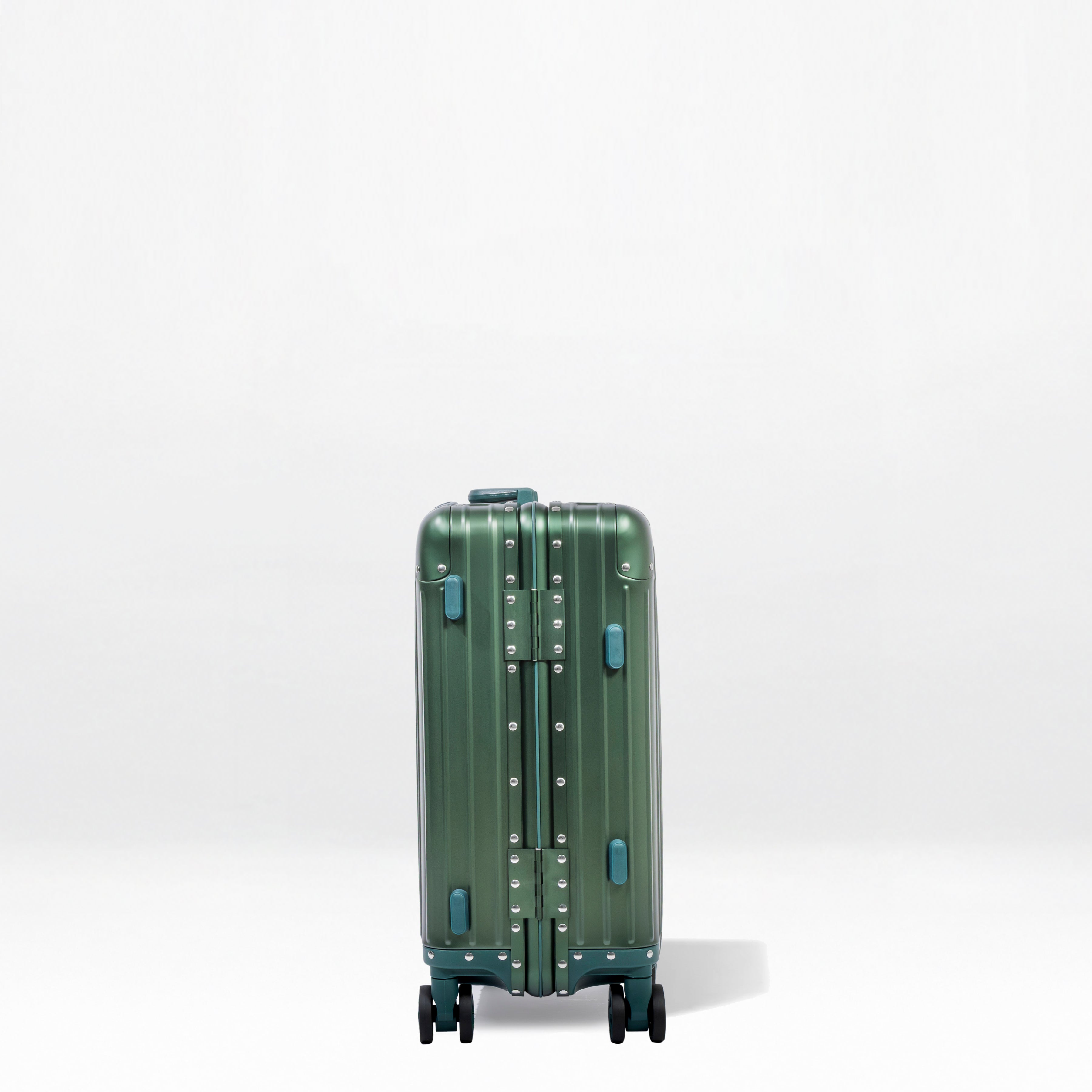 Titan Plus Aluminum Luggage - 20"
