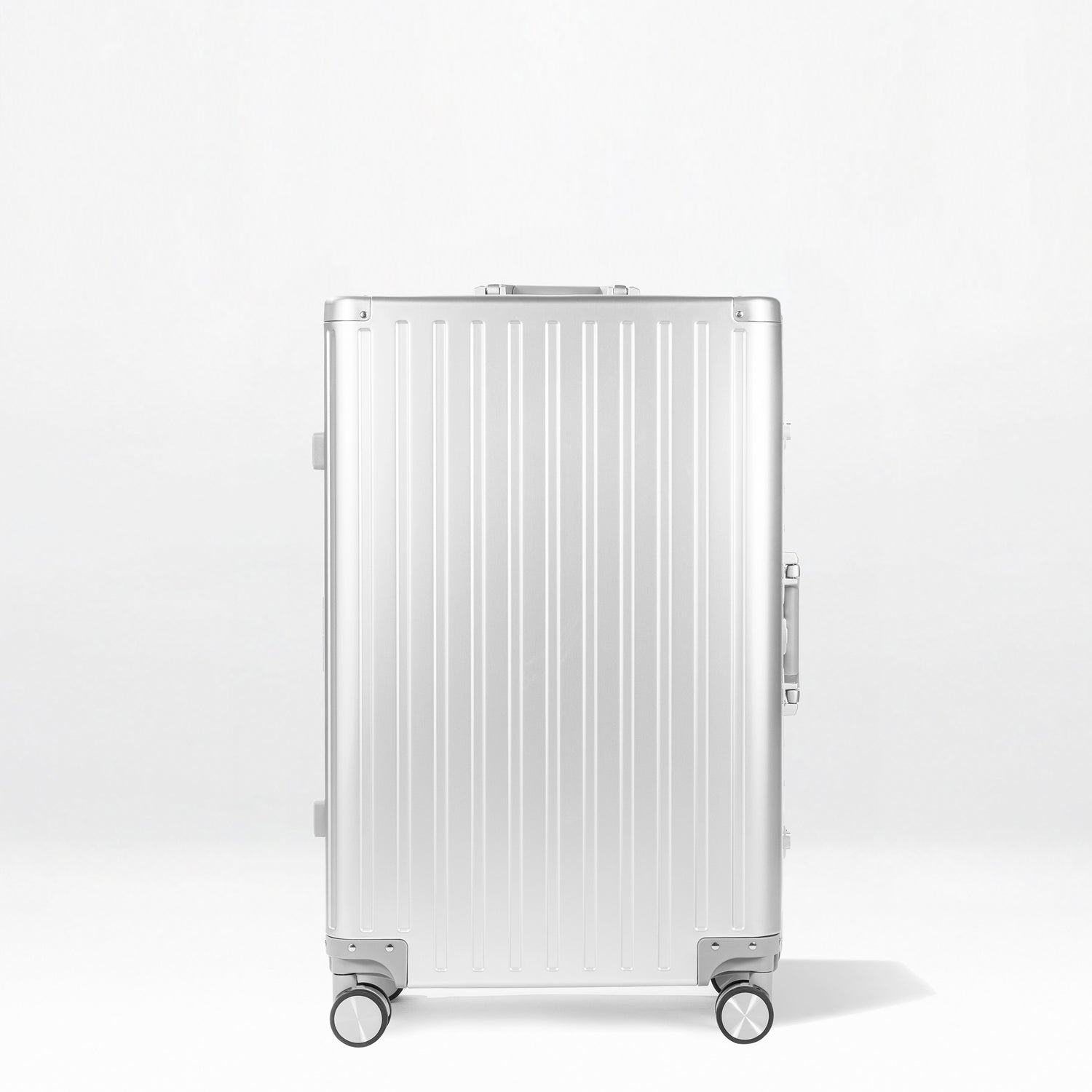 Element Aluminum 28" Luggage