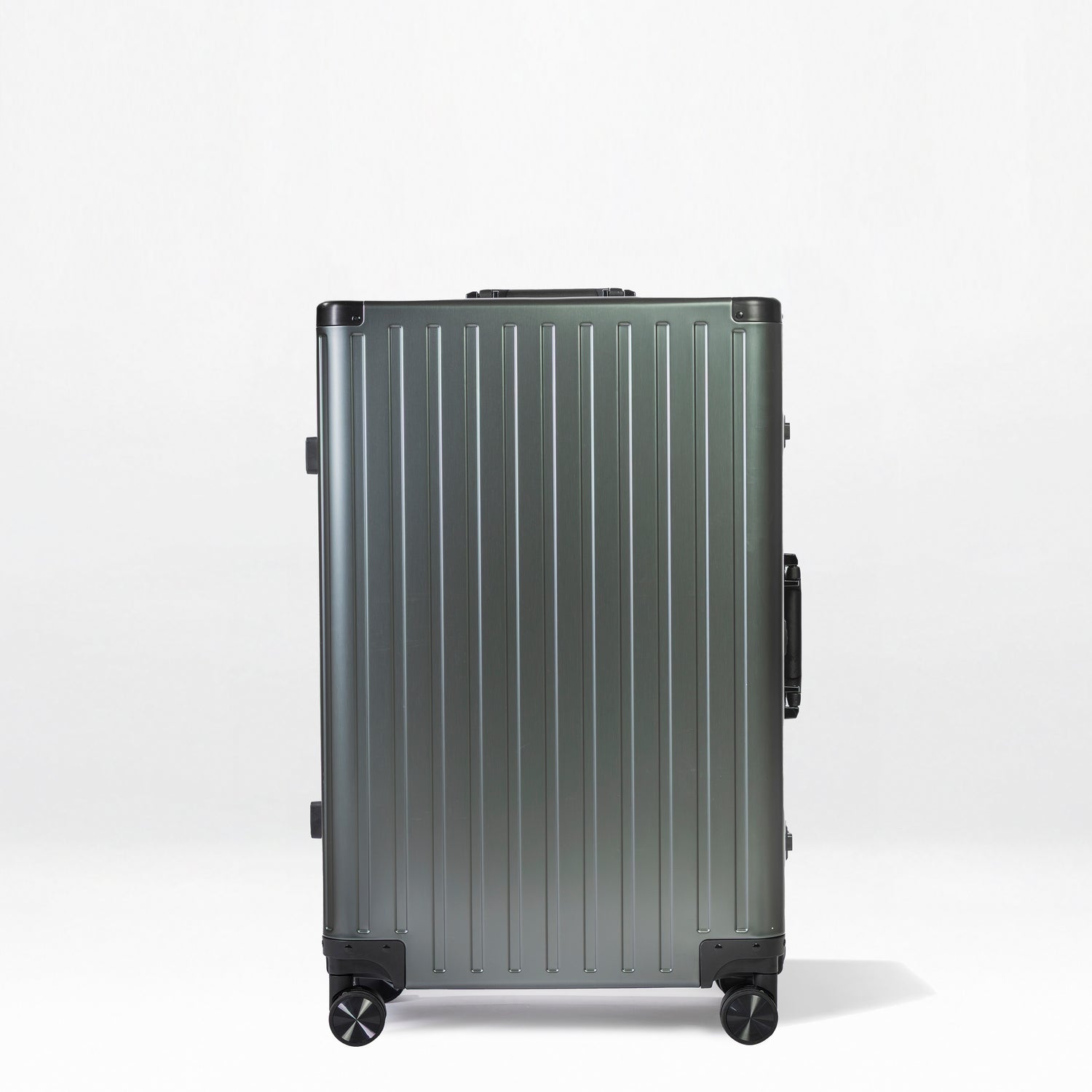 Element Aluminum 28" Luggage
