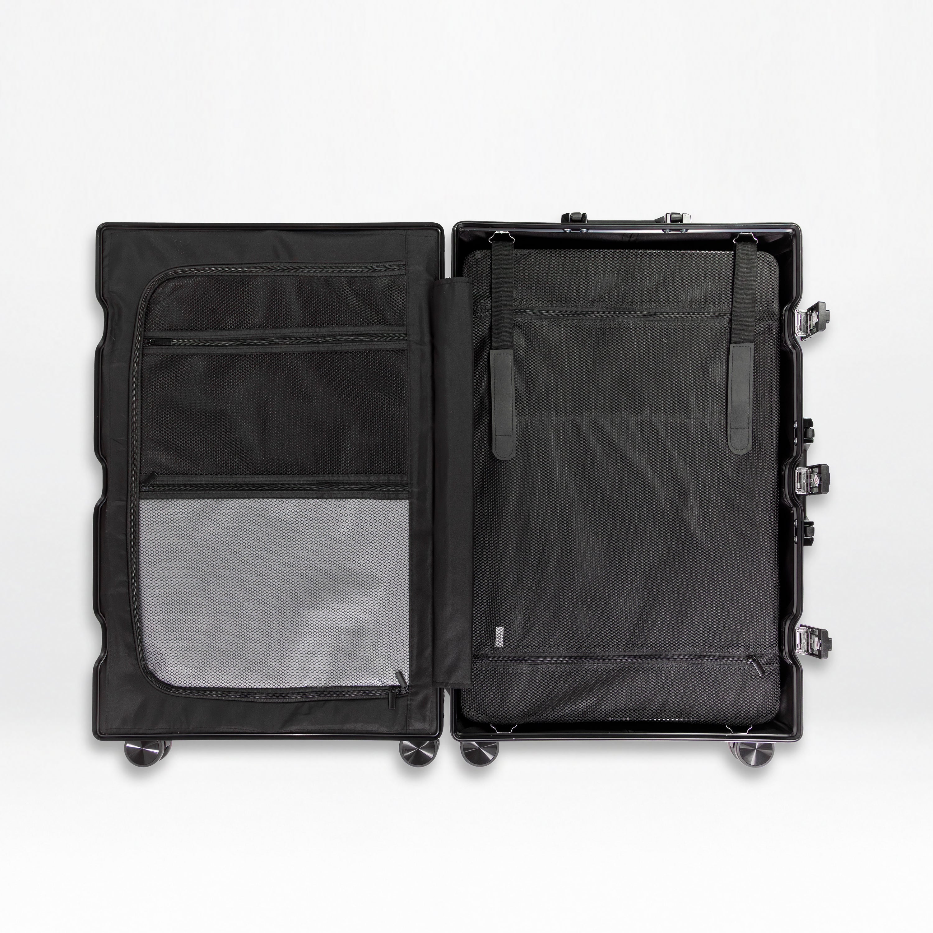 Element Aluminum 28" Luggage