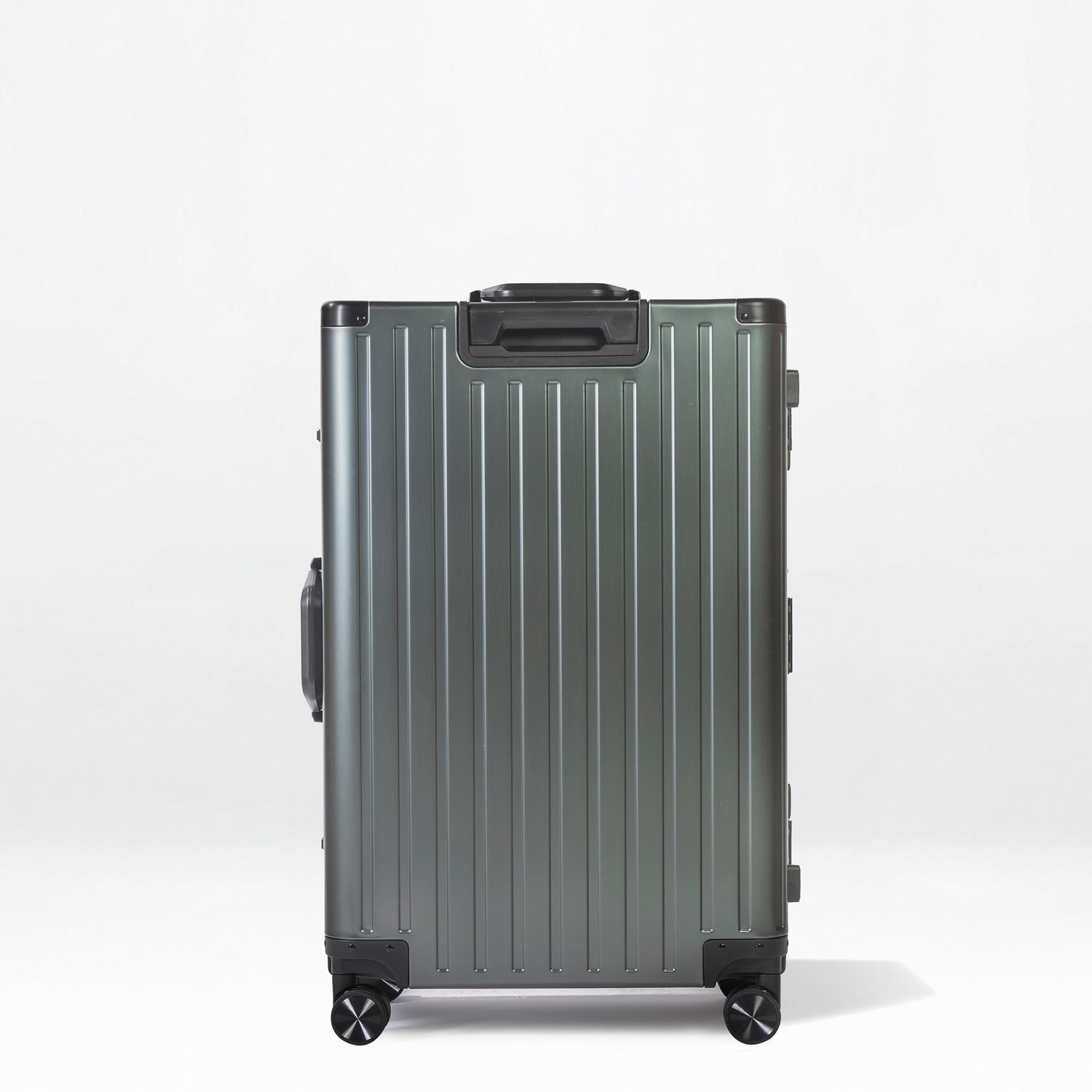 Element Aluminum 28" Luggage