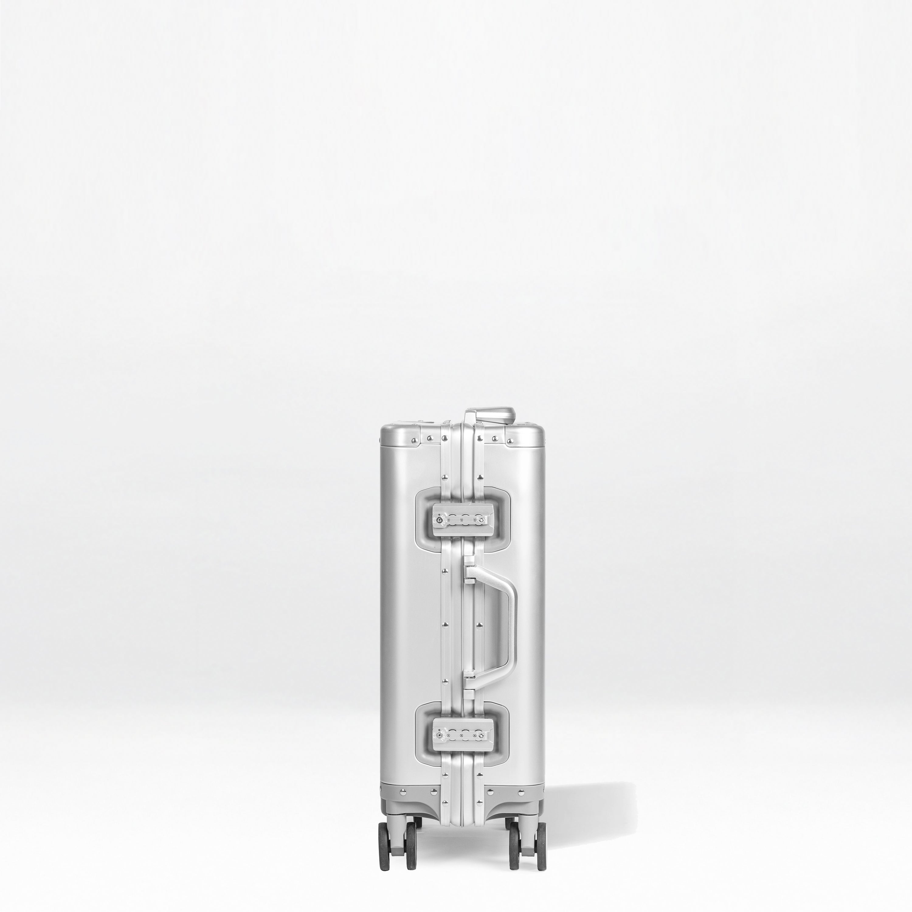 Element Aluminum 20" Luggage