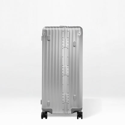Titan Trunk Aluminum Luggage – 30"